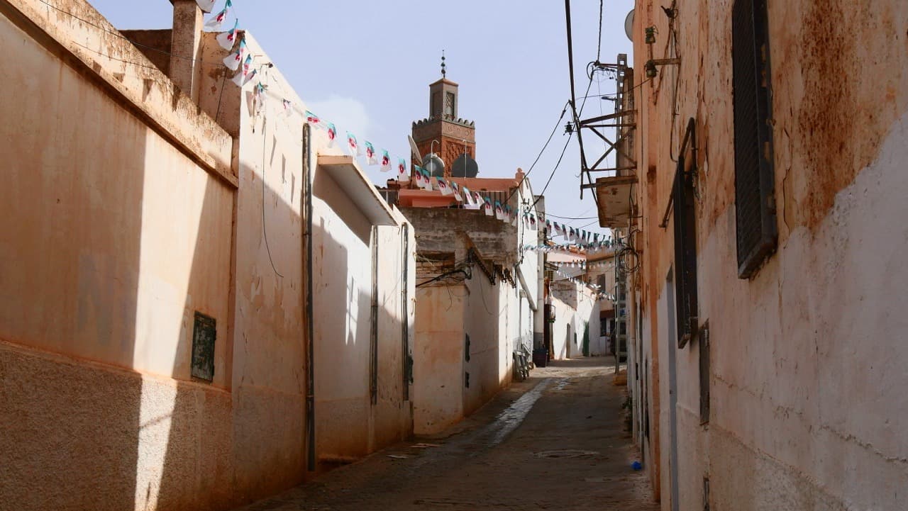 ORAN, TLEMCEM e OLTRE
Sulle Tracce degli Zianidi e dei Corsari
