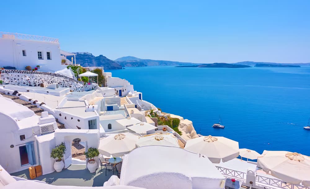 Scoperta delle Cicladi Classiche: Mykonos, Paros, Naxos & Santorin