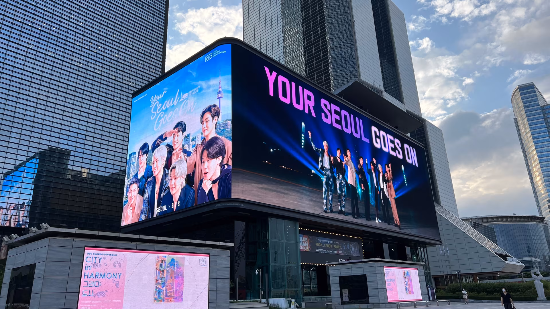 IMMERSIONE NEL CUORE DELLA K-POP