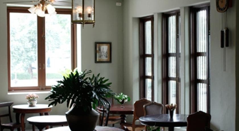 L'hotel Asadang