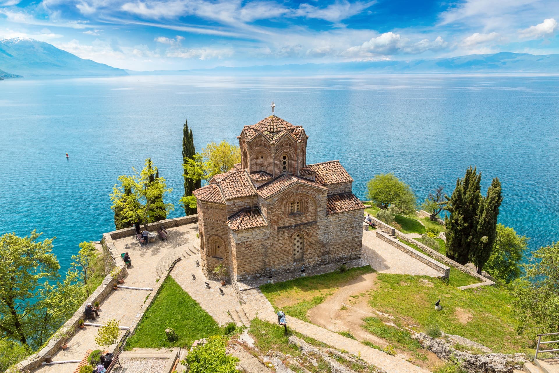 In Terra Sconosciuta, Kosovo e Macedonia del Nord