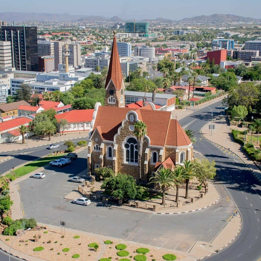 Windhoek 45km > 0h45 di strada